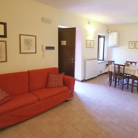 Fattoria Torre Tre Apartment *